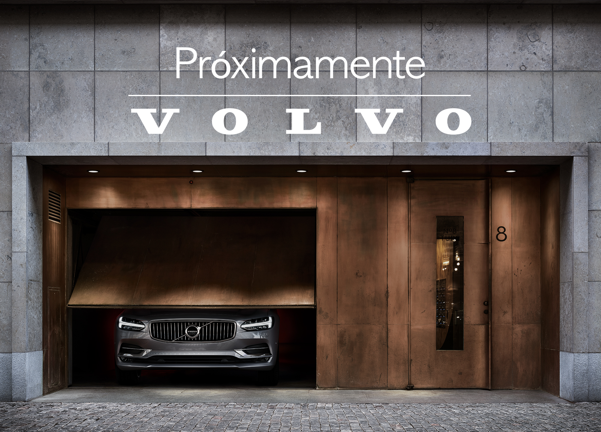Volvo  2.0 D2 PLUS 120 5P